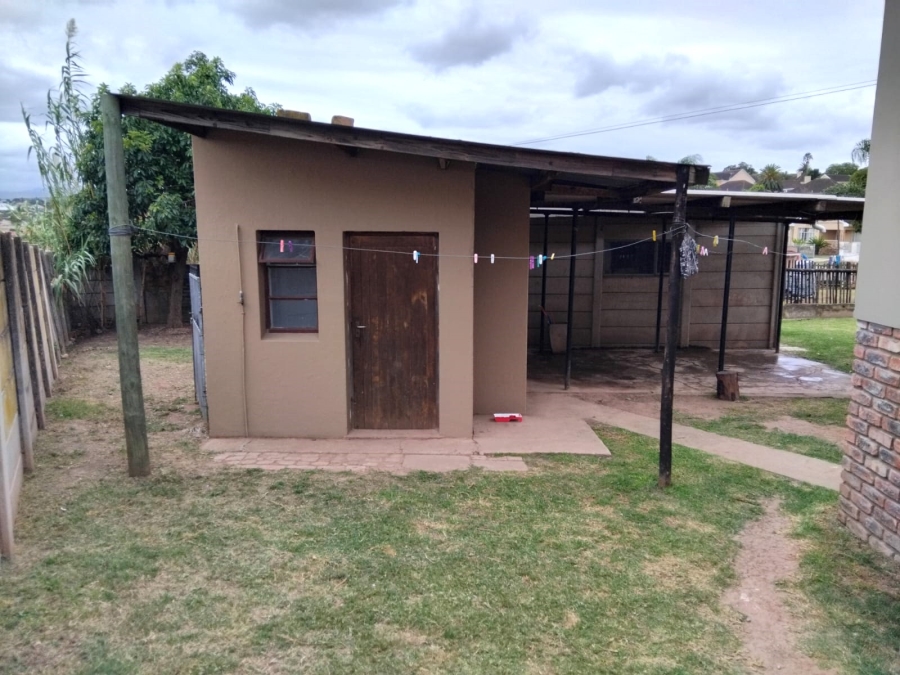 4 Bedroom Property for Sale in Van Riebeeck Hoogte Eastern Cape